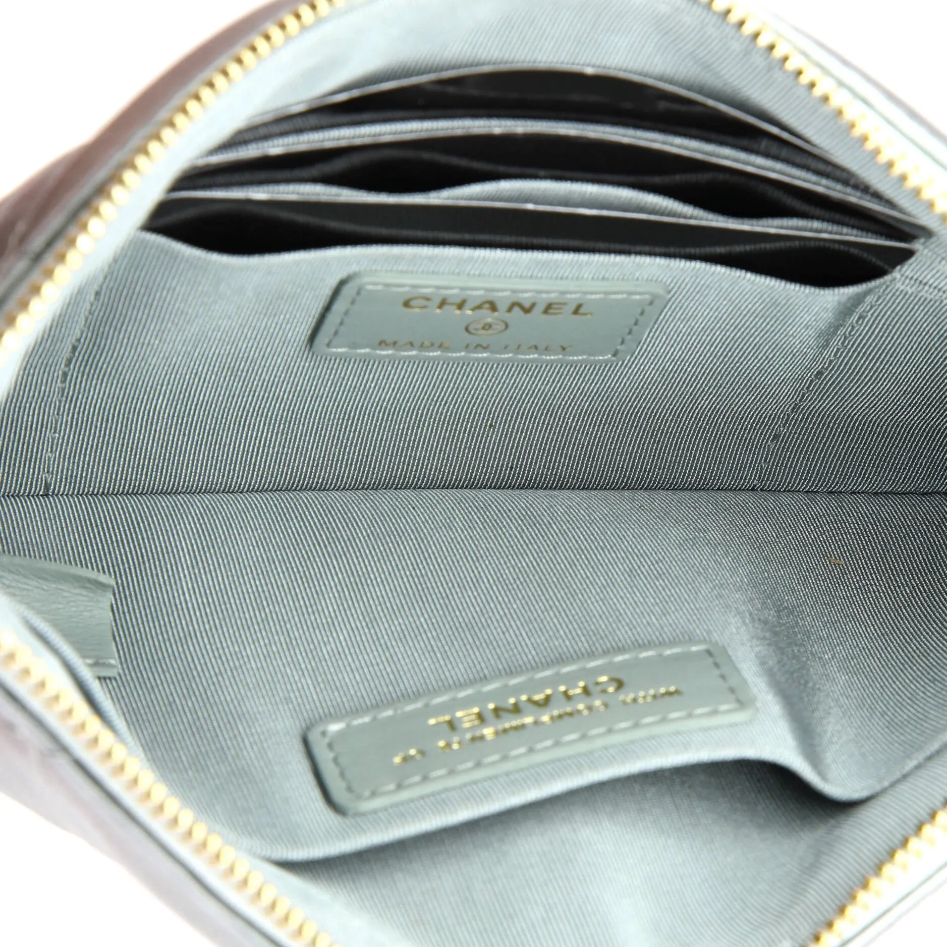 19 O Case Pouch Quilted Goatskin Small