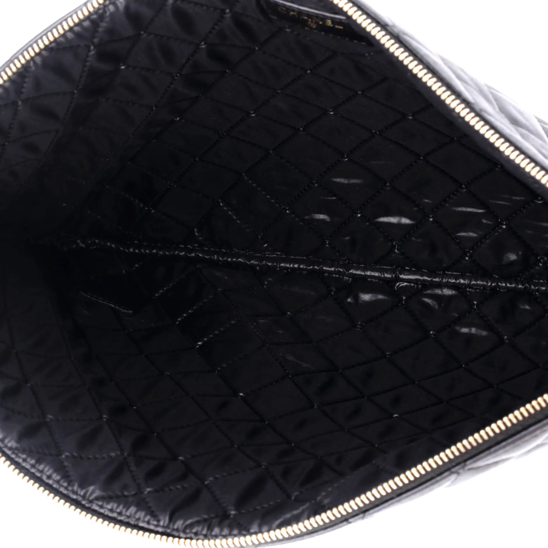 CC Casino O Case Clutch Quilted Lambskin Large