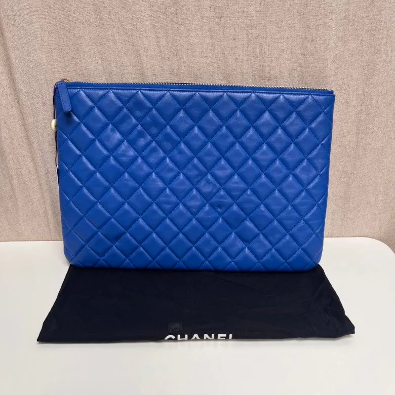 Chanel Blue Quilted Leather Clutch Large