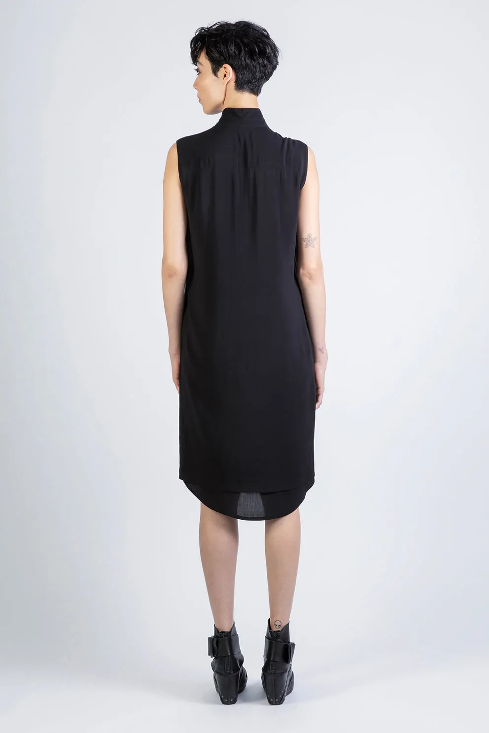 DOUBLE COLLAR - Sleeveless Dress