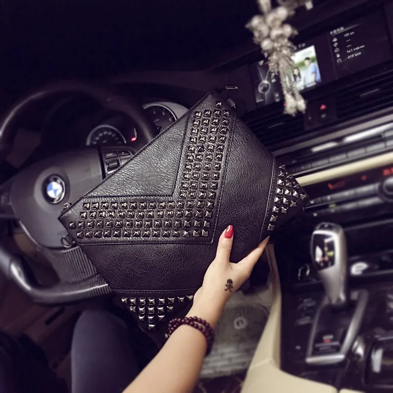 Envelope Clutch Bag for Women Luxury design Purse and Handbags Fashion Rivet Party Evening Clutches For Ladies Shoulder Bag bao