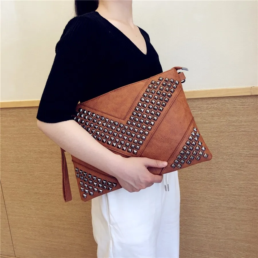 Envelope Clutch Bag for Women Luxury design Purse and Handbags Fashion Rivet Party Evening Clutches For Ladies Shoulder Bag bao