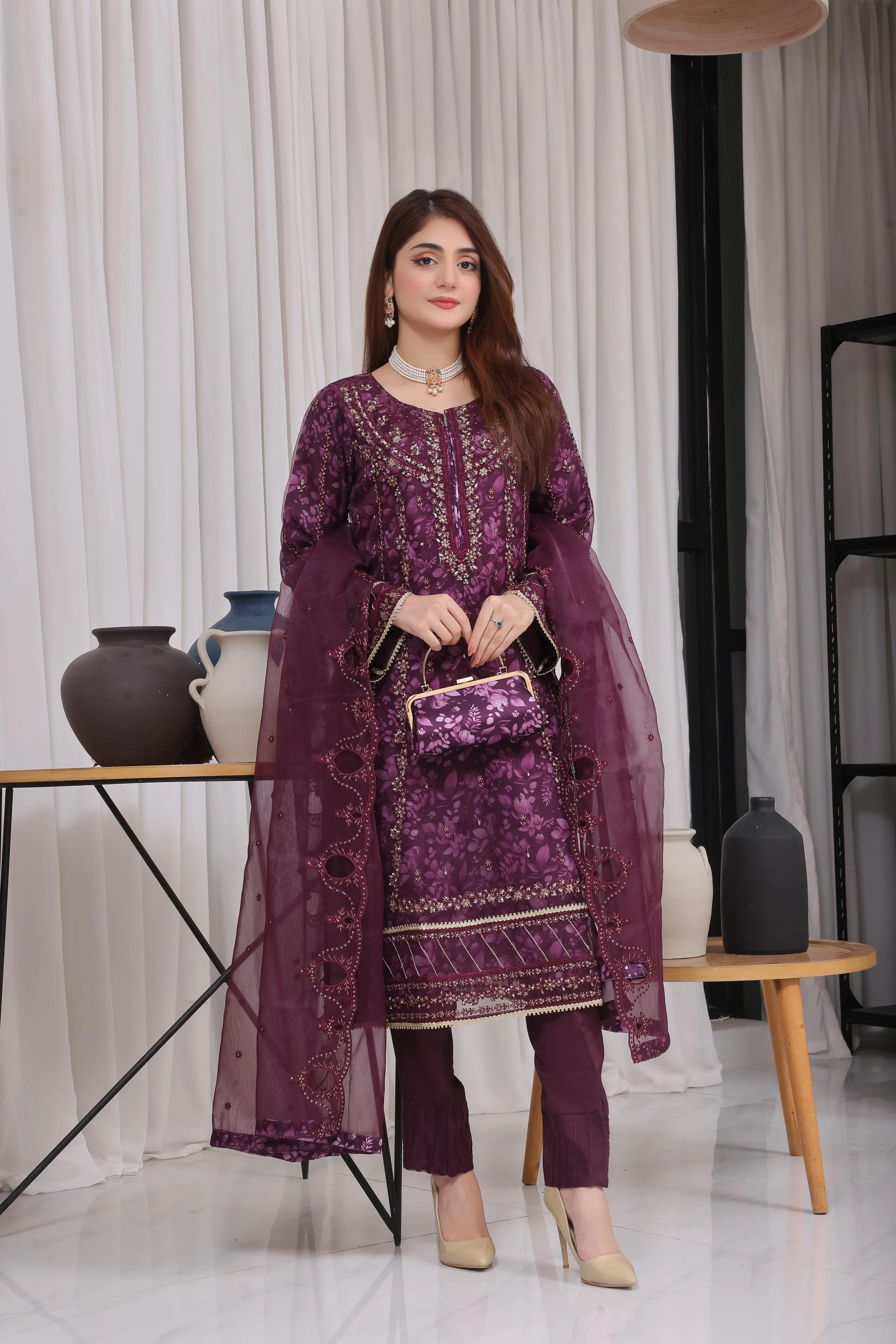 Semi Stitched 3 PC Embroidered Luxury Organza Clutches Collection